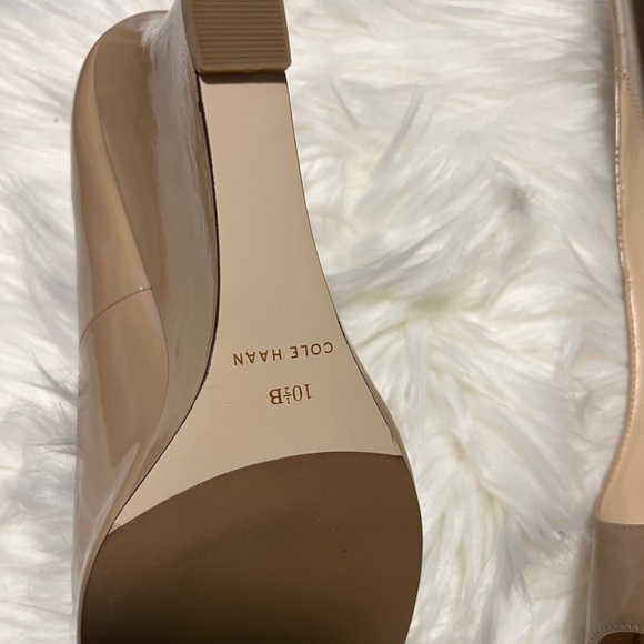 Cole Haan wedges. New - Picture 2 of 7